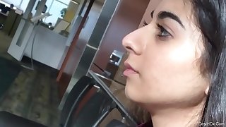 Cute Desi Gujarati girlfriend licking the top and eating cum watch till the end Full HD